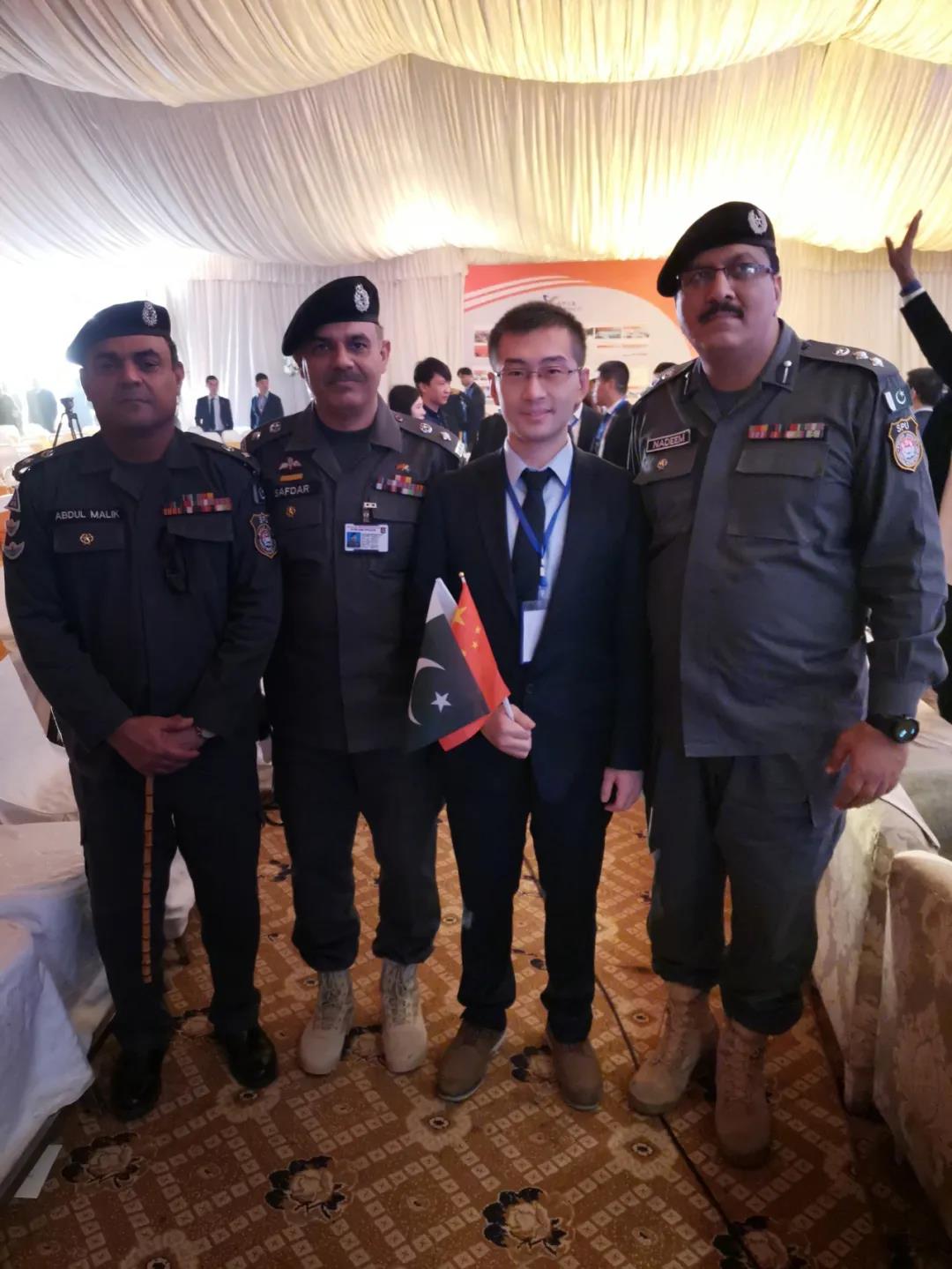 5ef96bc12b453.jpg 18.jpg